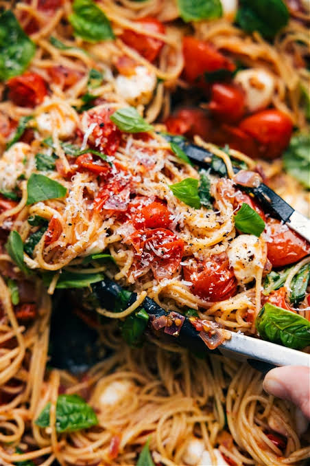 CAPRESE PASTA